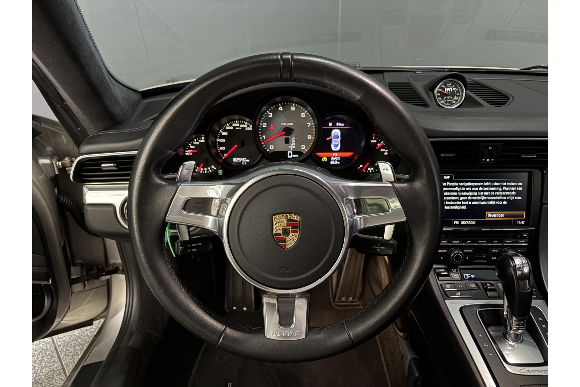 37940103-12.jpg