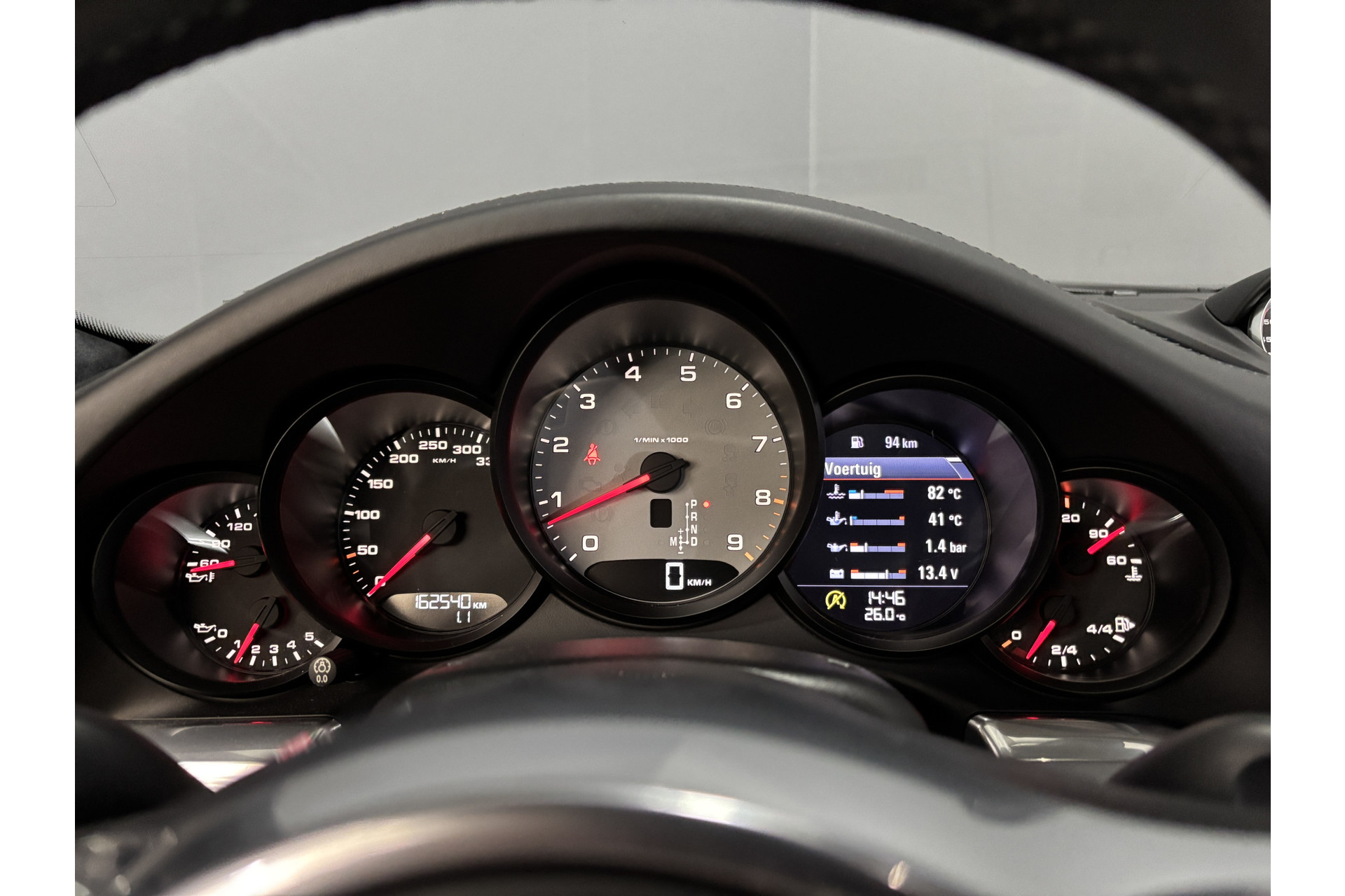 37940103-13.jpg