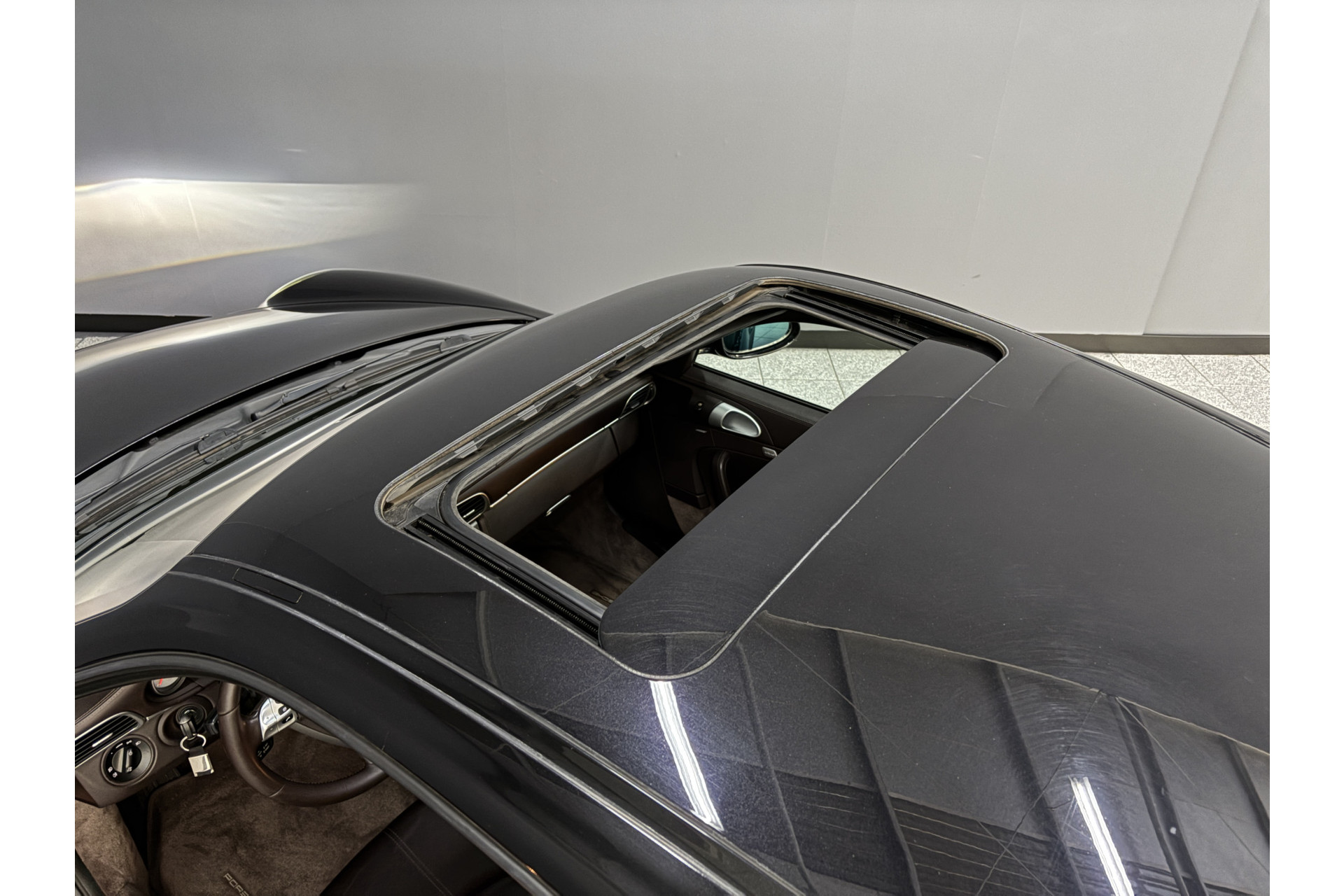 47461600-8.jpg